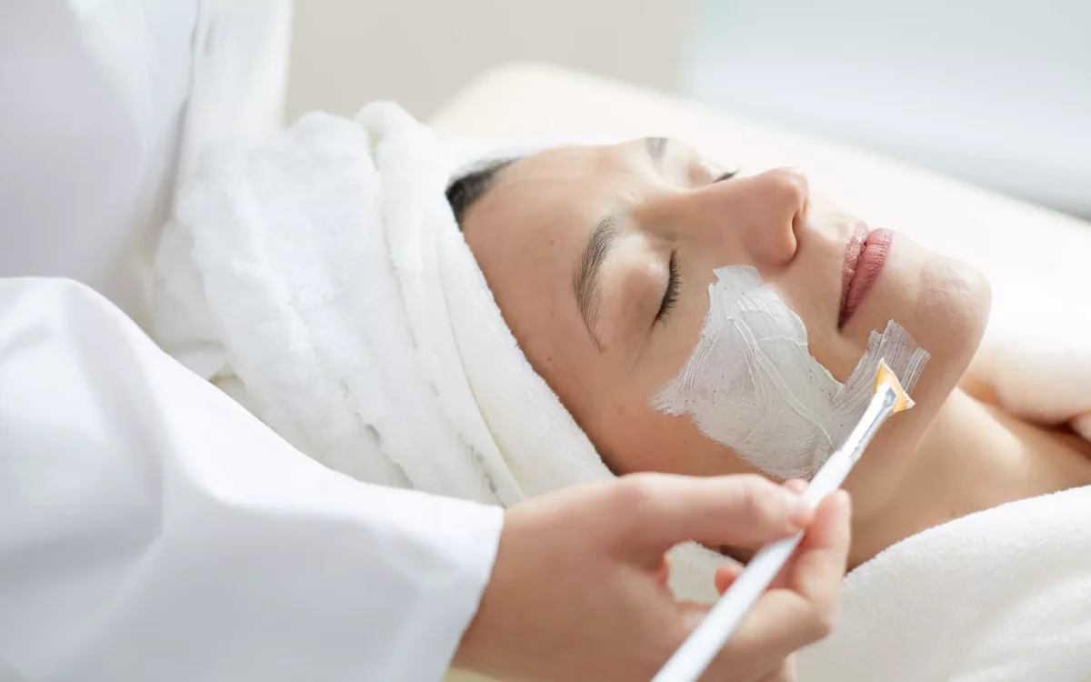 Professional facial treatment in Conway AR at The Anna Studio